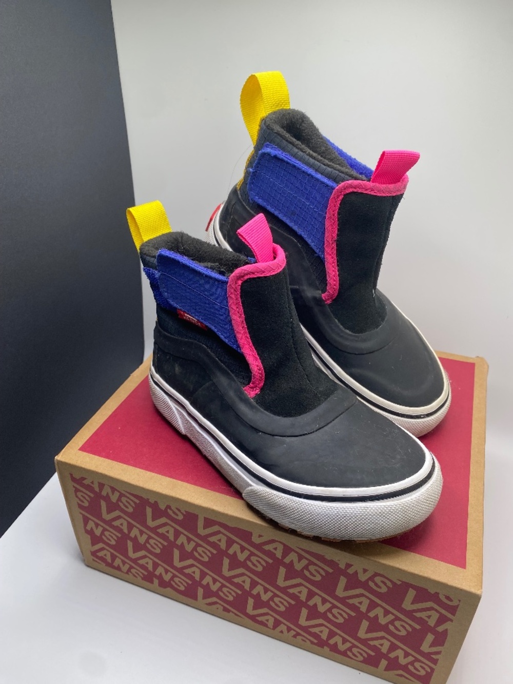 Vans Slip on High-Terrain Velcro Shoes, Black/ Multicolour, Size 11
